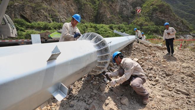 Chúng tôi có rất nhiều người cứng cỏi trong đội, và chúng tôi không bao giờ nghi ngờ rằng chúng tôi luôn có thể đảo ngược và giành chiến thắng.